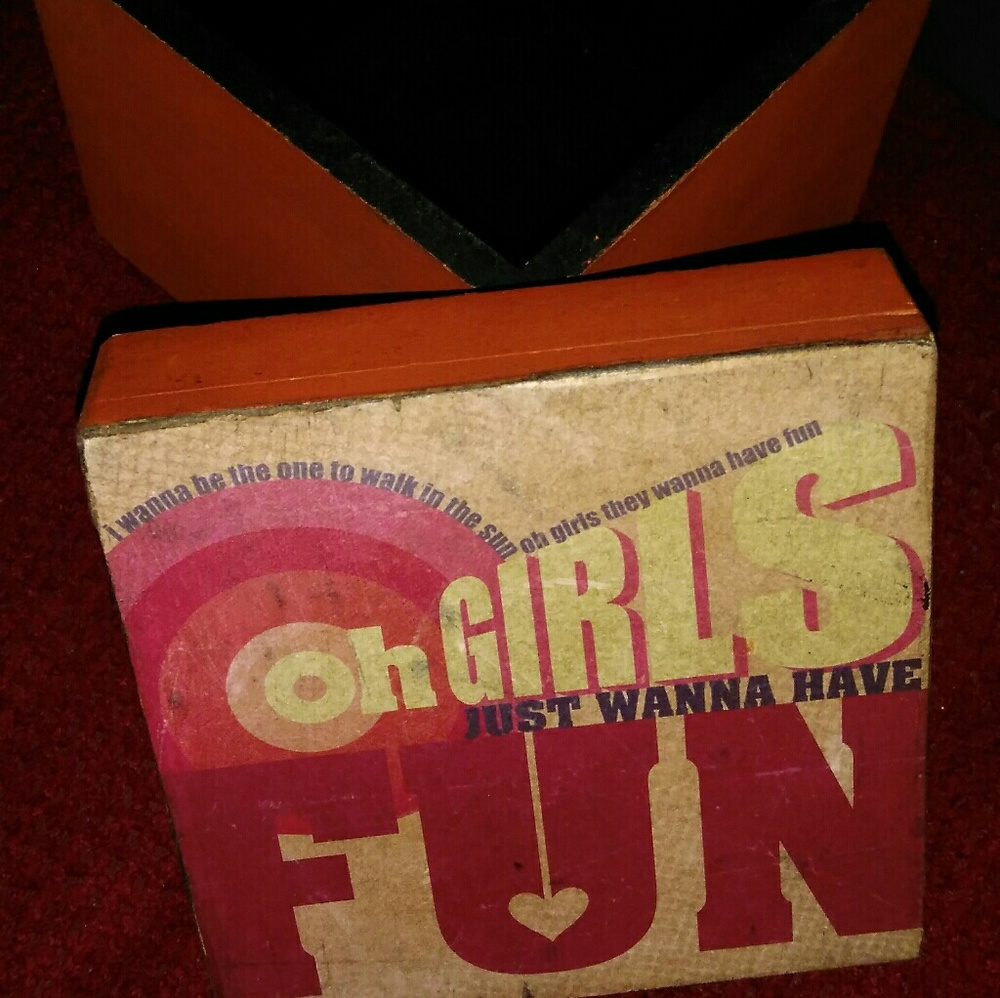 Designer Box - Picture 2 of 3